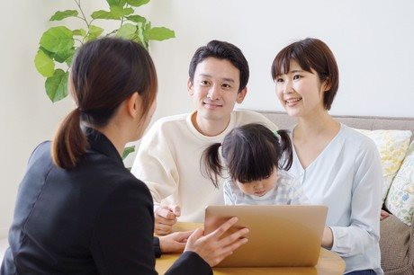 ‘Nghề bán bảo hiểm hết thời’: Nhận định sai lầm khi AI và các thuật toán chẳng thay thế được những nhân viên bán hàng - Ảnh 1. ‘Nghề bán bảo hiểm hết thời’: Nhận định sai lầm khi AI và các thuật toán chẳng thay thế được những nhân viên bán hàng - Ảnh 1.